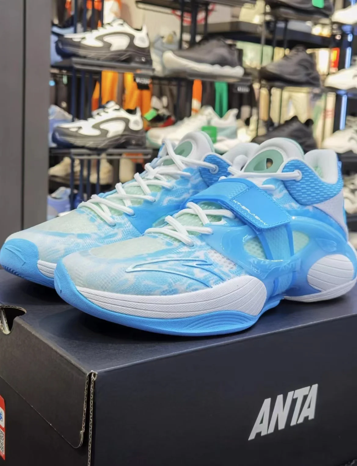 Anta KT Splash 5.0 - Blue - Image 3