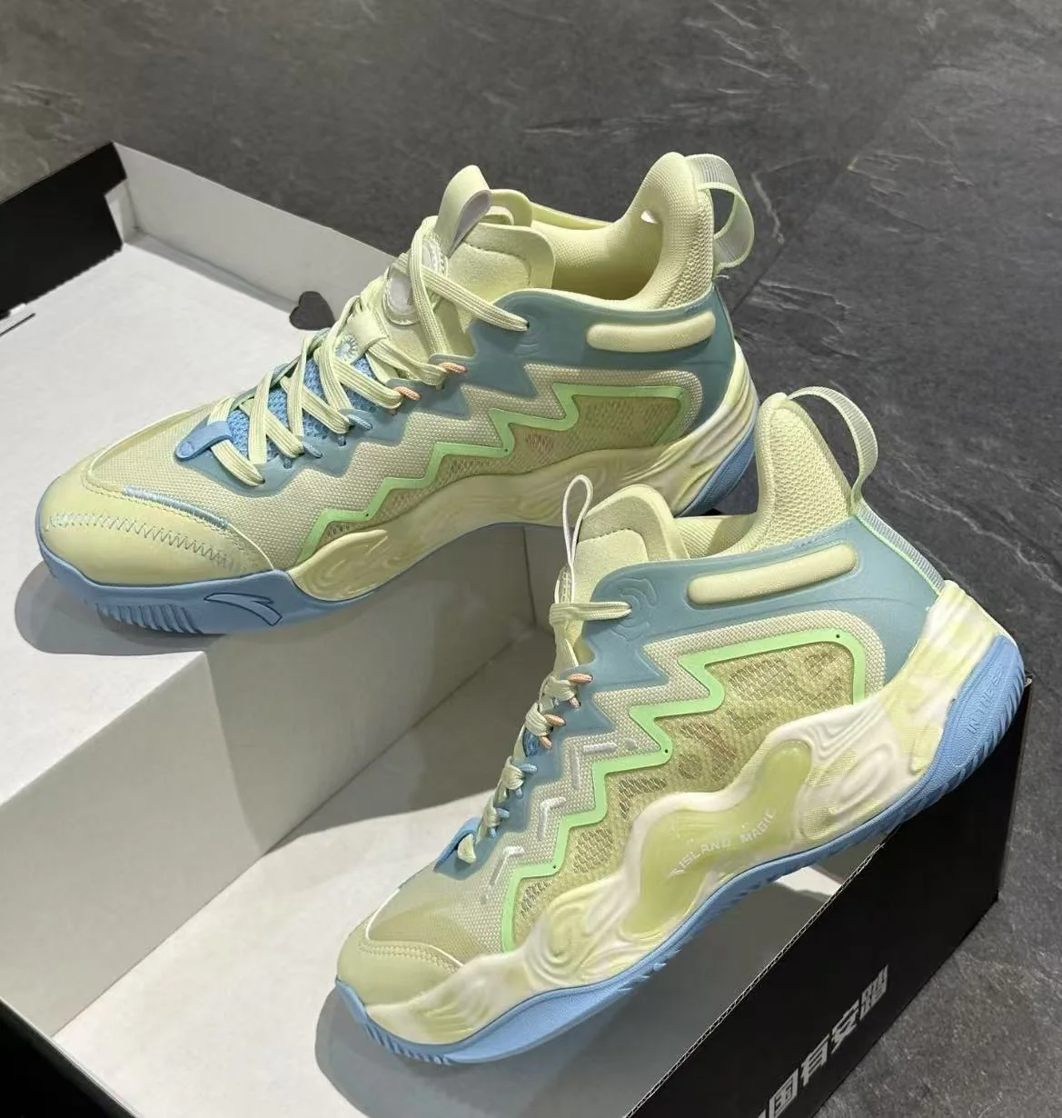 Anta Magic Cement Outfield Basketball Shoes - Image 12