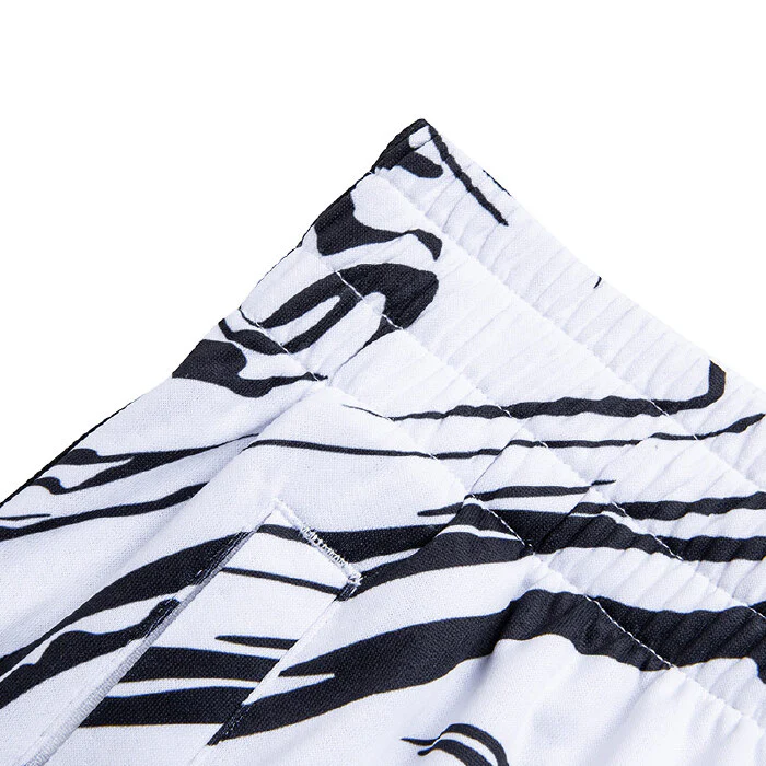 Anta Men’s Klay Thompson KT Basketball Game Shorts - Image 3