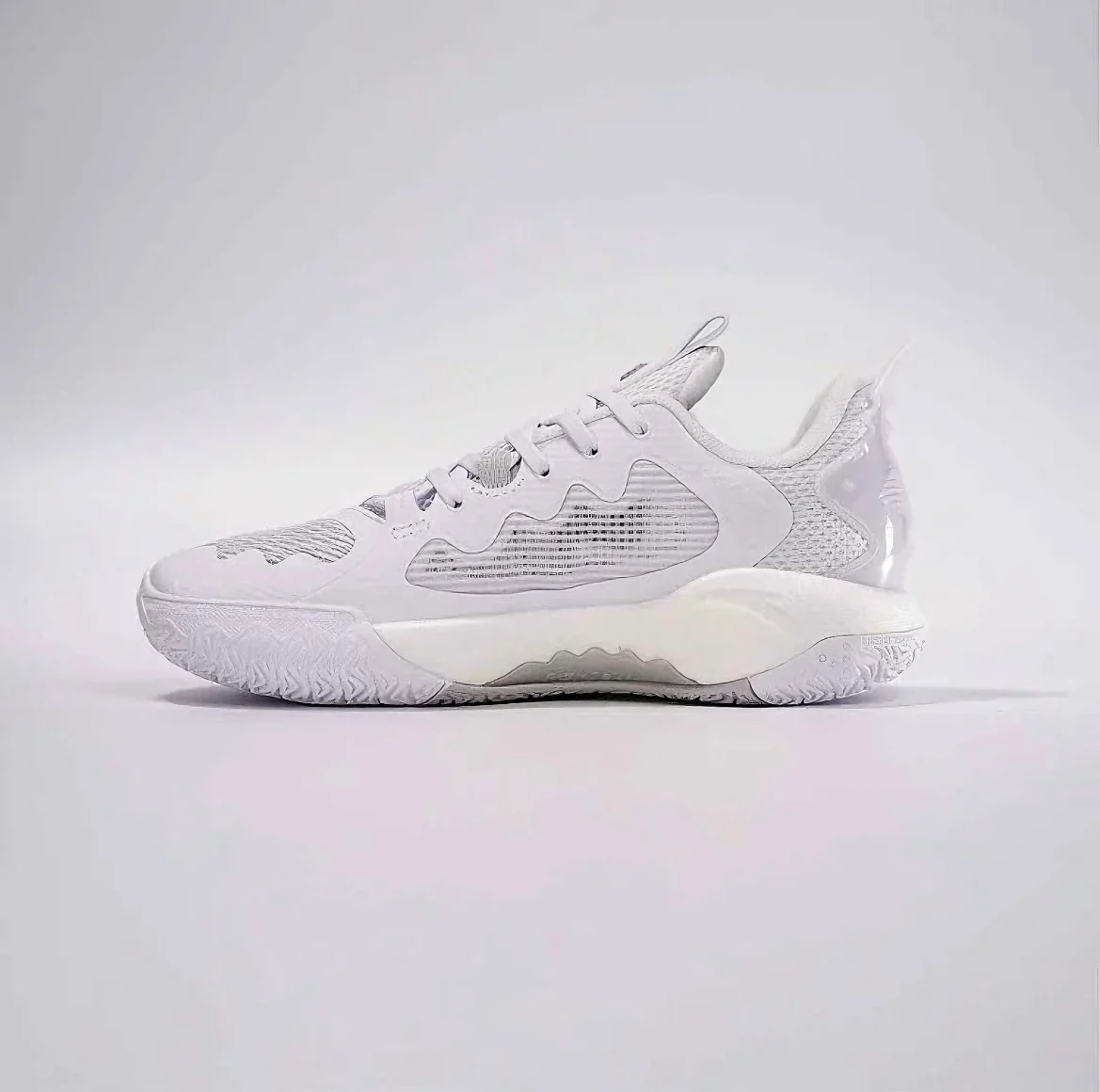 Anta Shock Wave 5 TD - White - Image 3