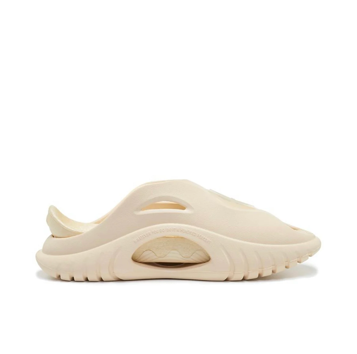 Austin Reaves x RIGORER Waterproof Soft Elastic Shark Slippers - Quicksand - Image 4
