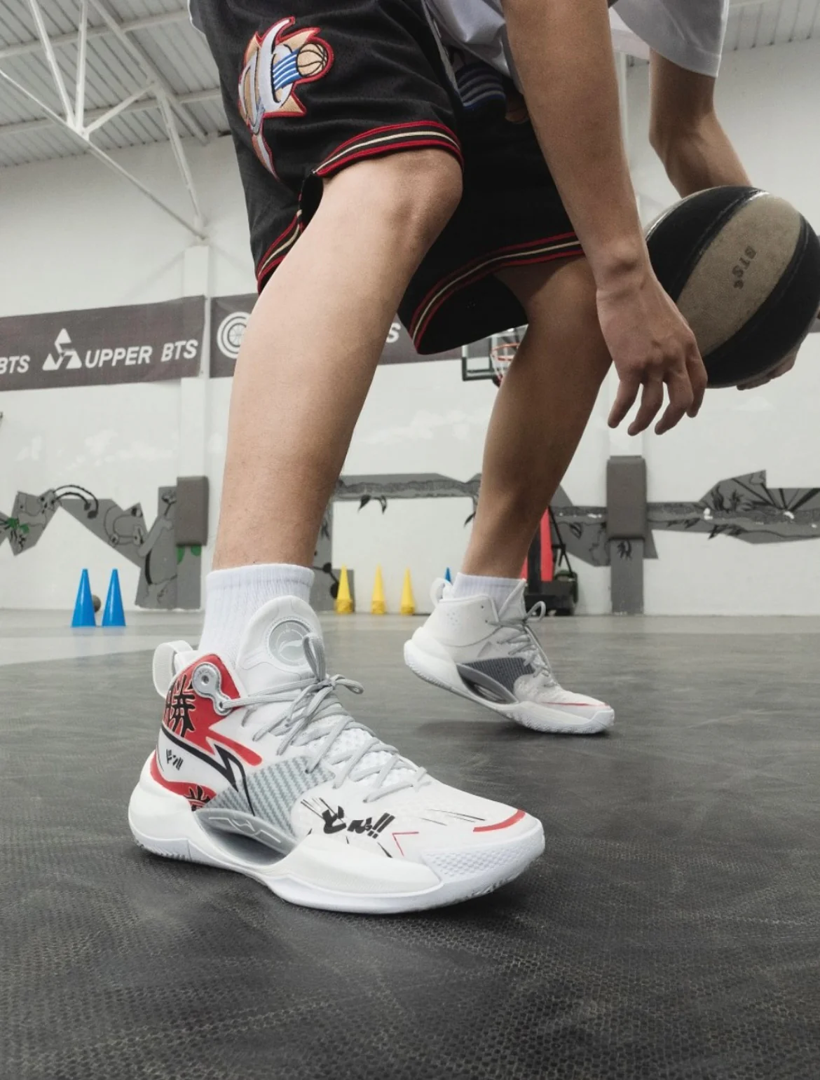 （Custom Sneakers）Li-Ning Super Light 2022 x The First Slam Dunk - White/Red - Image 5
