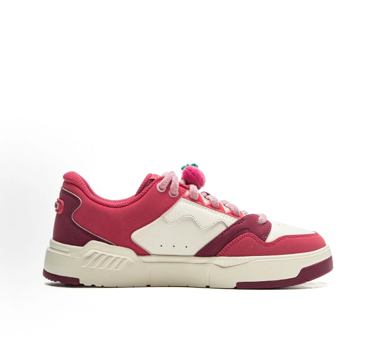 Disney x Li-Ning Common 80s Casual Sneakers - Strawberry Bear - Image 3