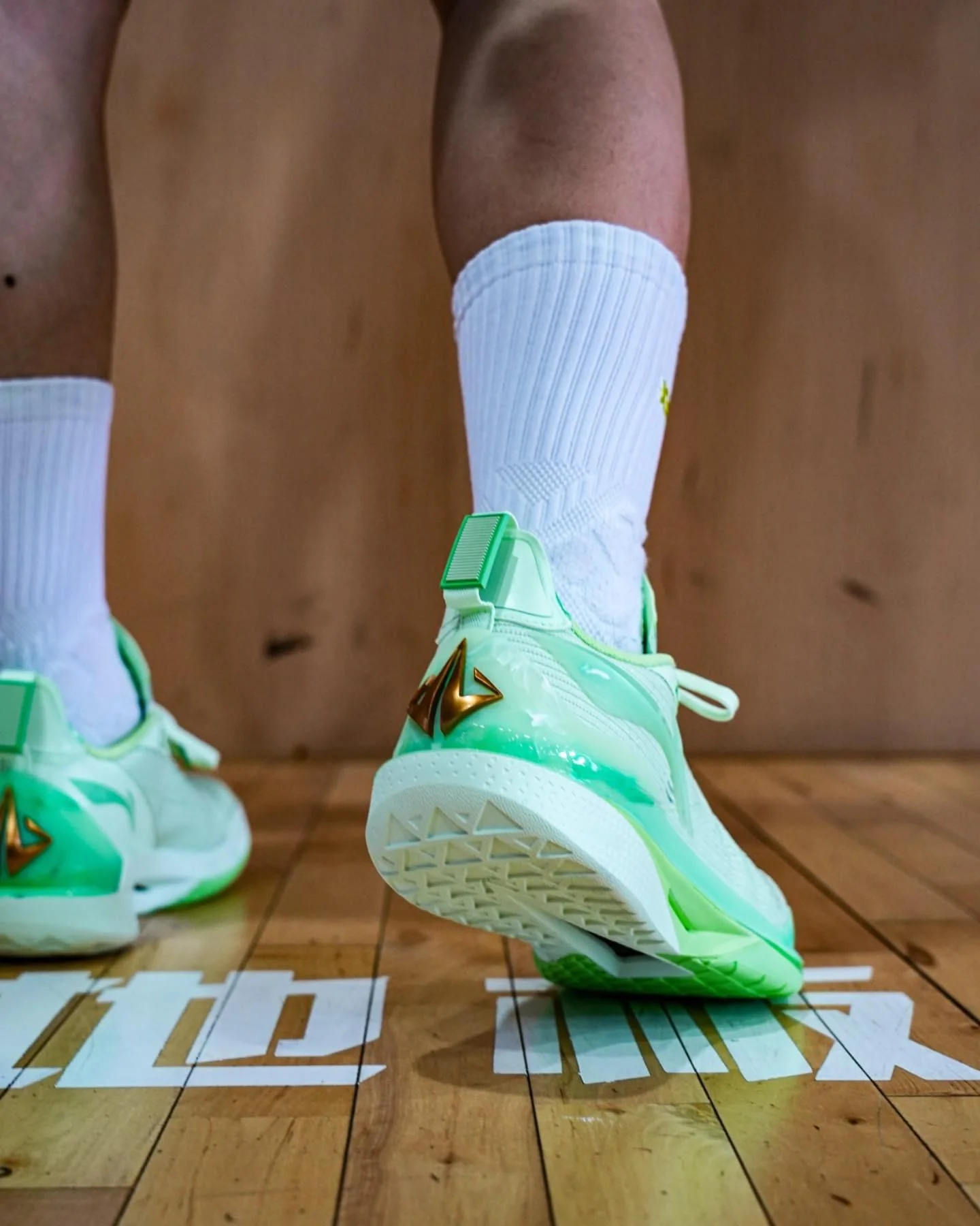 Li-Ning Jimmy Butler JB2 - Jade/Fairy Fruit Green - Image 4