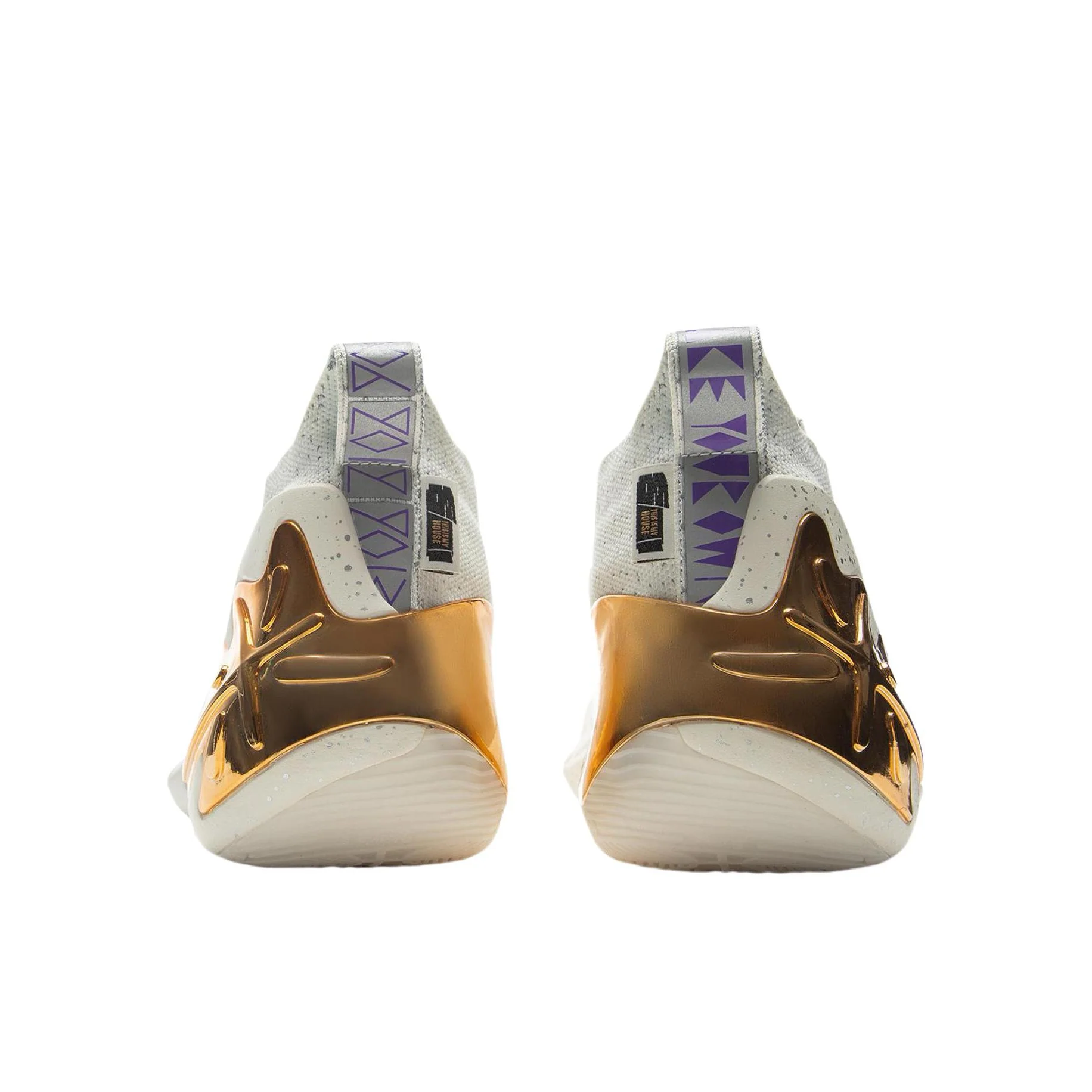 Li-Ning Way Of Wade 11 - Bronze Statue - Image 4